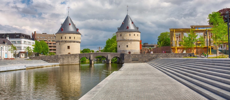 Zuid West-Vlaanderen, vastgoedanalyse van een bruisende powerregio volop in beweging