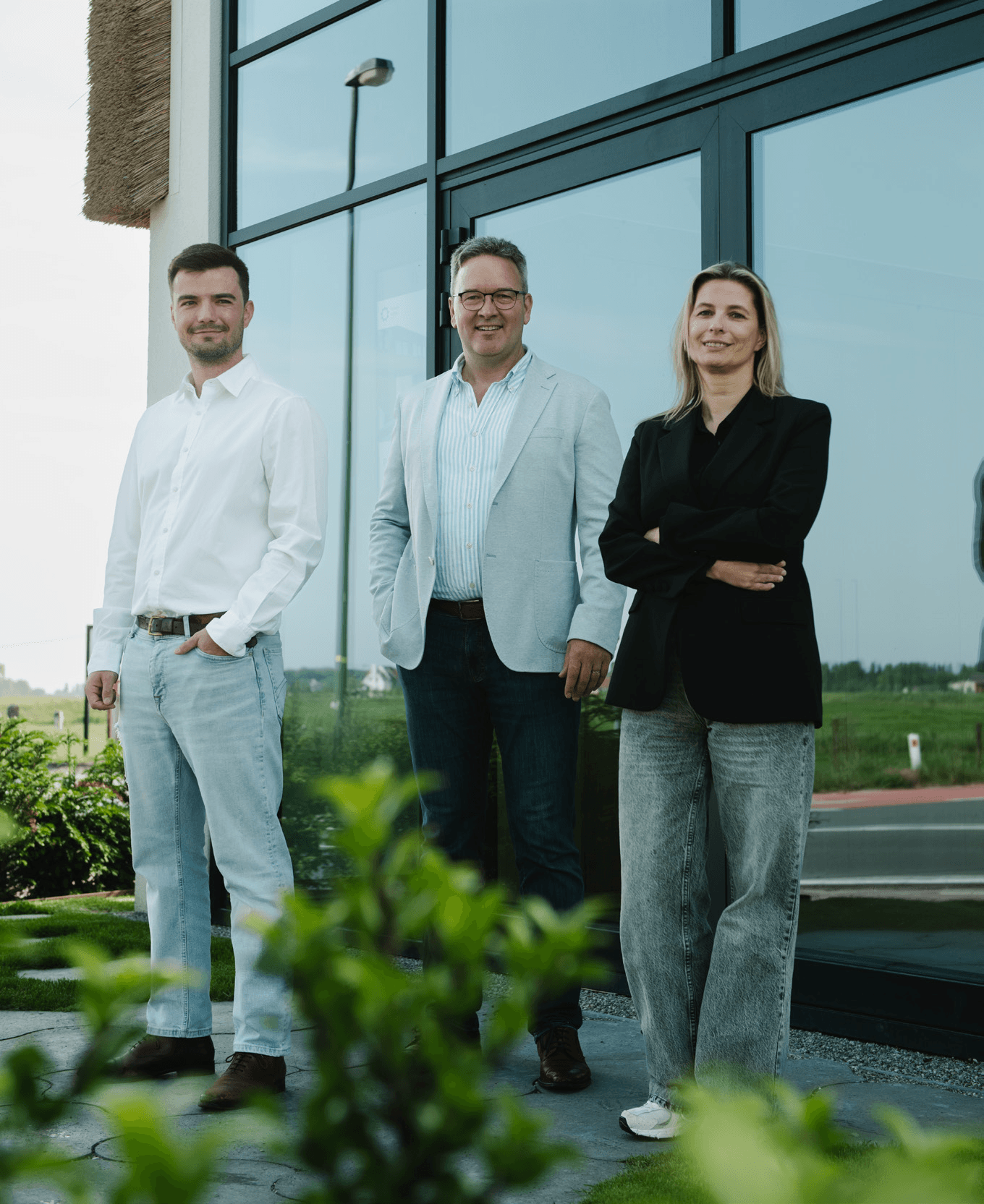 Immo zone: vastgoed met visie, expertise en visie van het binnenland tot aan de kust cover