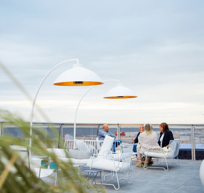 Heatsail, Belgisch designbedrijf dat de wereld van luxe verlichting, verwarming en koeling opnieuw heeft gedefinieerd.