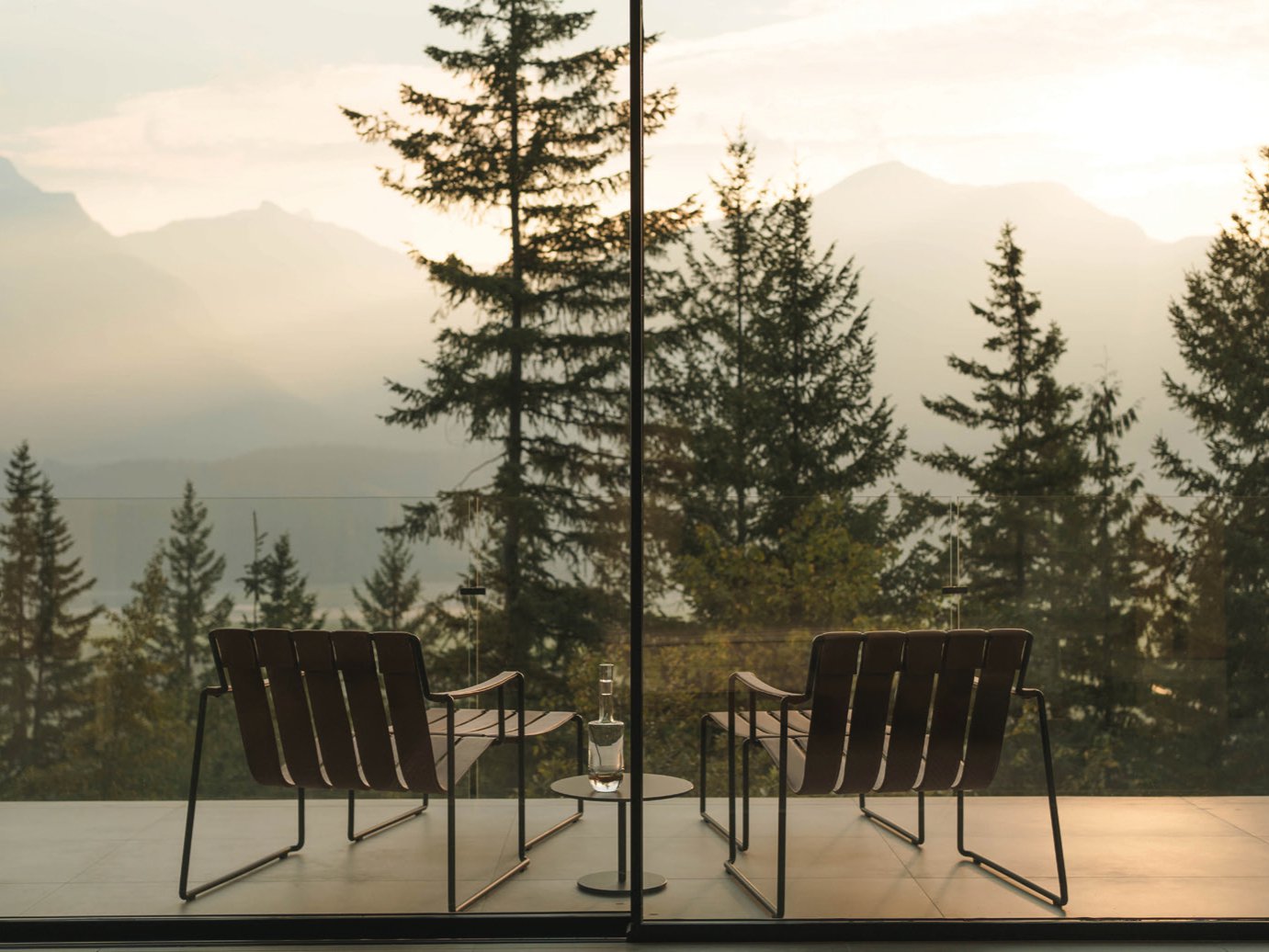Outdoor living, made in Belgium, buitenruimte als verlengde van uw interieur cover
